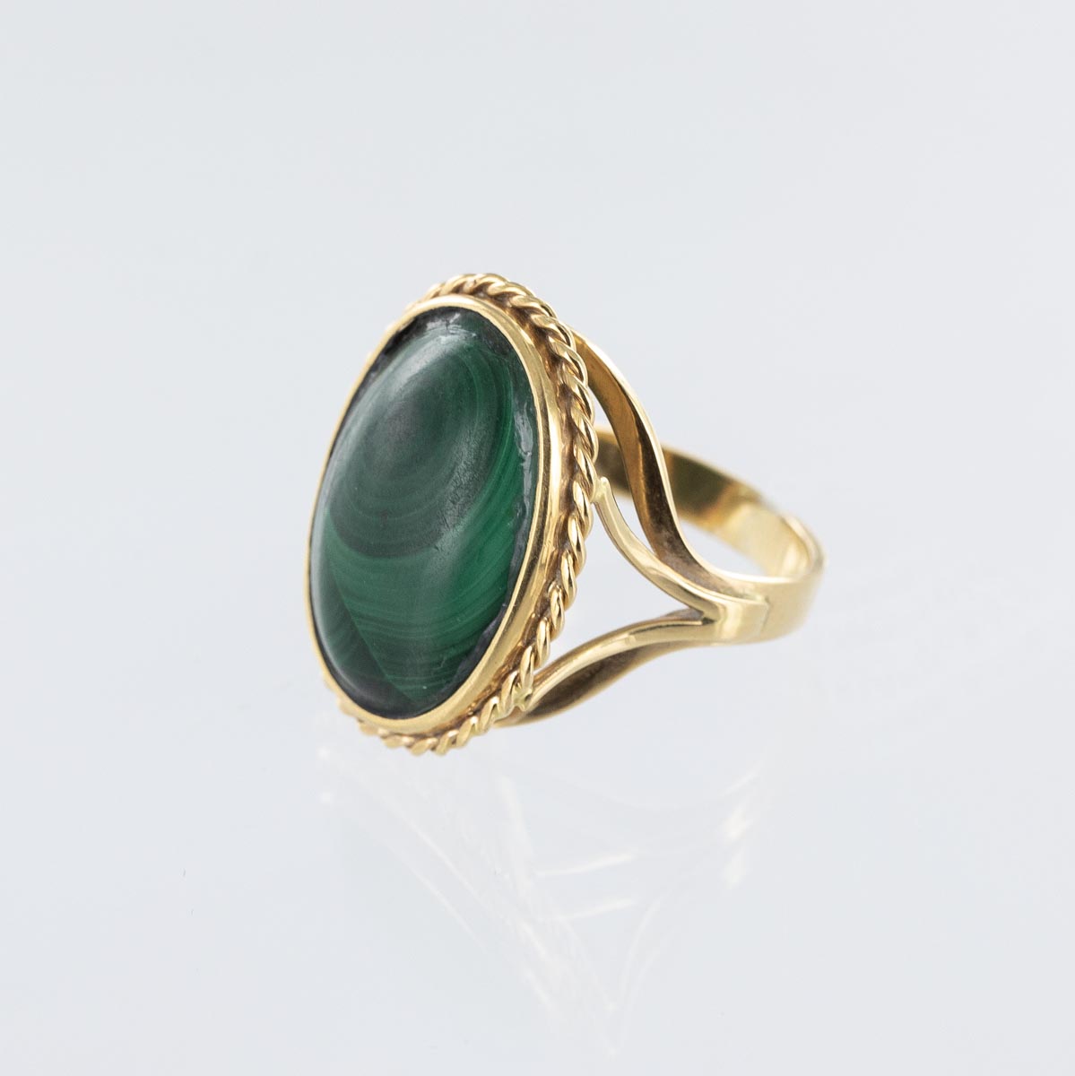 Bague malachite forme ovale