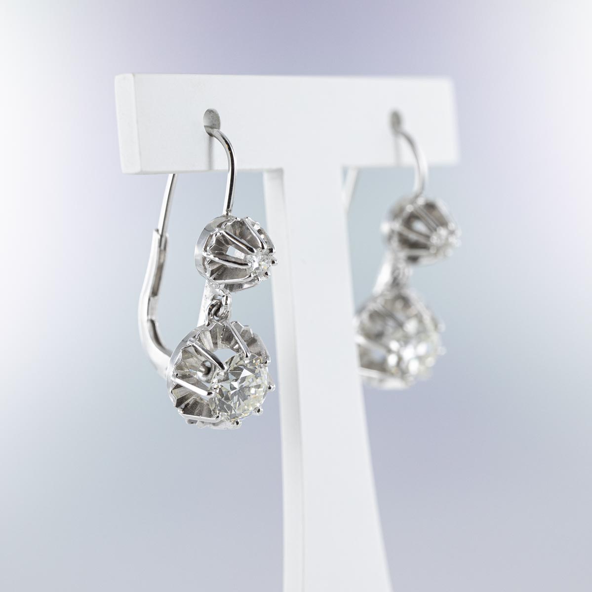 Boucles d'oreilles dormeuses diamants – L'Or Déco