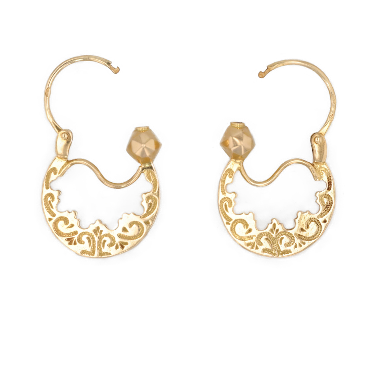 Boucles d'oreilles créoles savoyardes en or jaune 18 carats