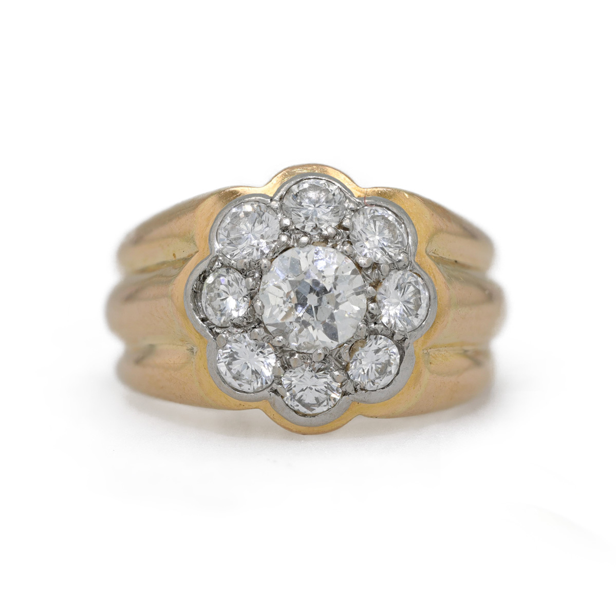 Bague chevalière marguerite diamants