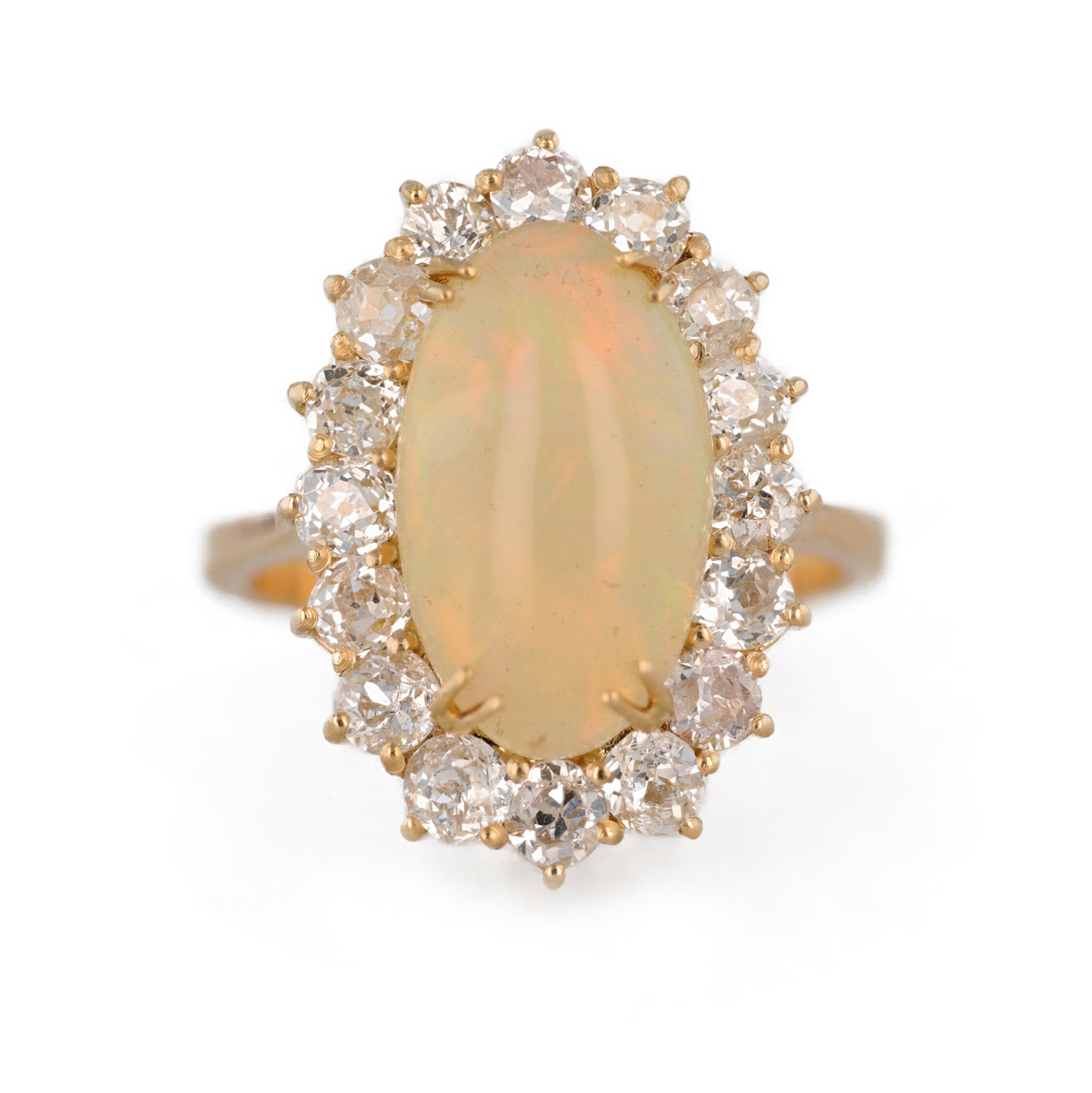 Bague marguerite opale entourage diamants