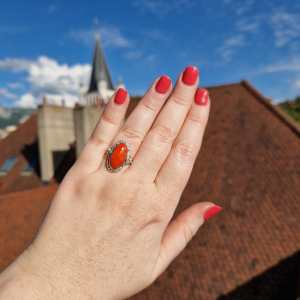 Bague Art Déco corail