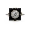 Bague Art Déco Onyx carrée sertie d'un diamant