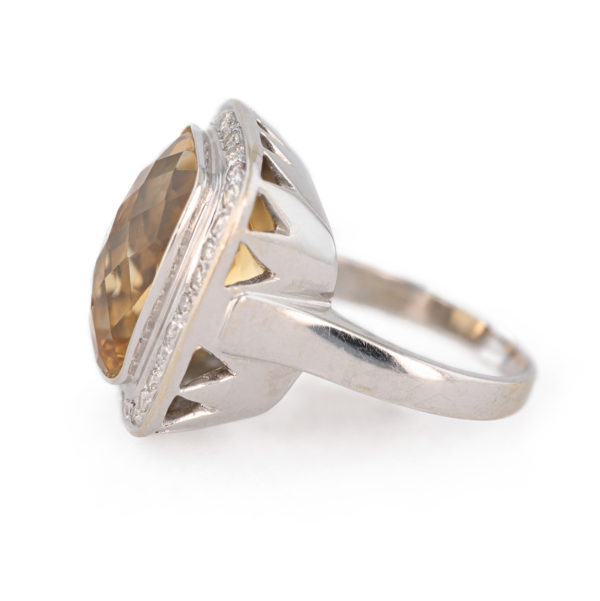 Bague cocktail citrine et diamants en or blanc 18 carats