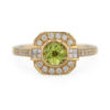 Bague péridot entourage diamants en or jaune 18 carats
