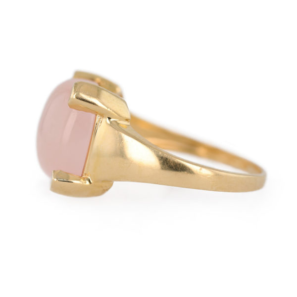 Bague quartz rose cabochon en or jaune 18 carats