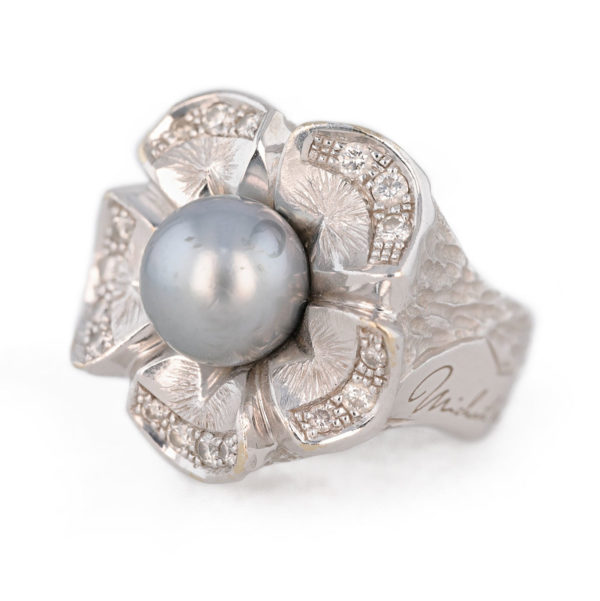 Bague perle Mickael Van en or blanc 18 carats