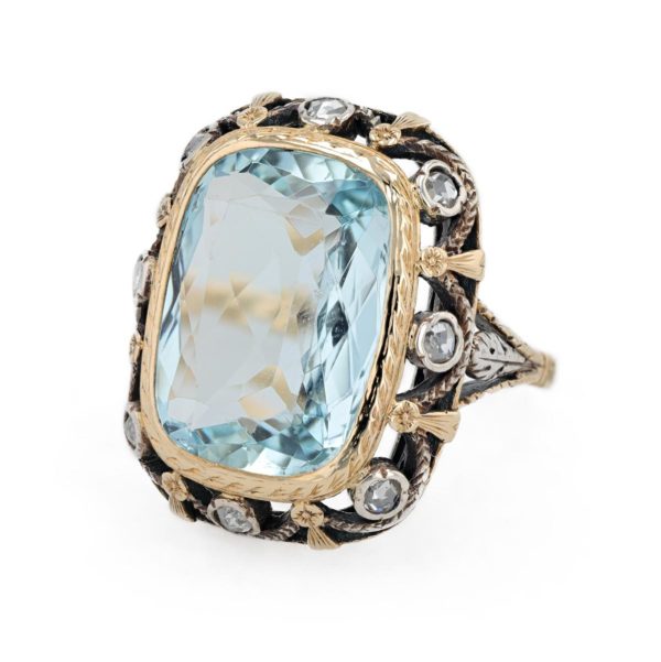 Bague ancienne aigue-marine et entourage de diamants taille rose