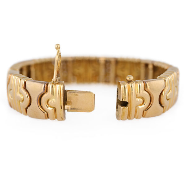 Bracelet ancien rigide diamants en or jaune 18 carats Bracelet ancien rigide diamants en or jaune 18 carats