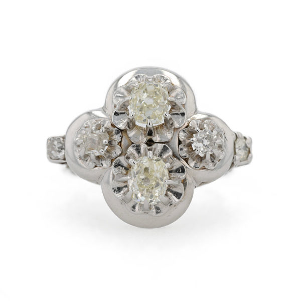 Bague diamants taille ancienne en or blanc 18 carats