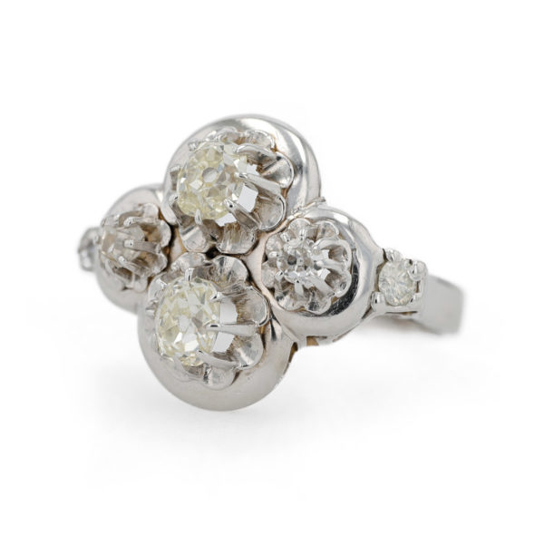 Bague diamants taille ancienne en or blanc 18 carats