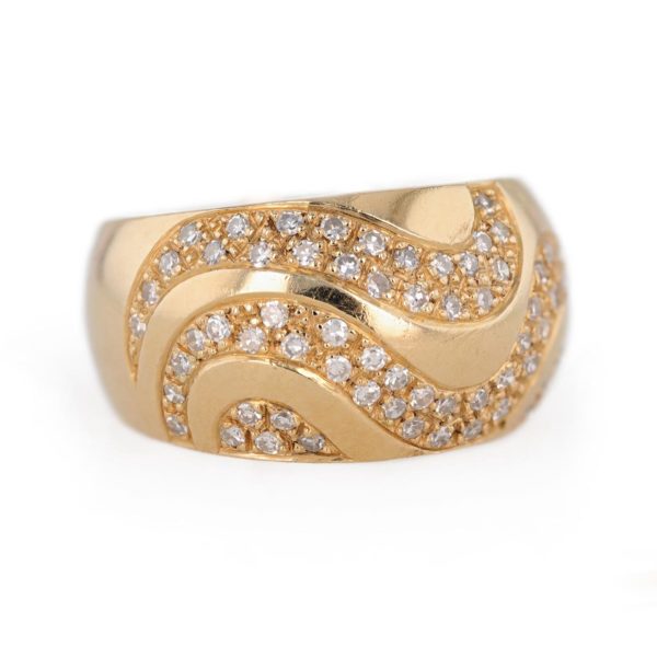 Bague large bombée diamants en or jaune 18 carats Bague large bombée diamants en or jaune 18 carats