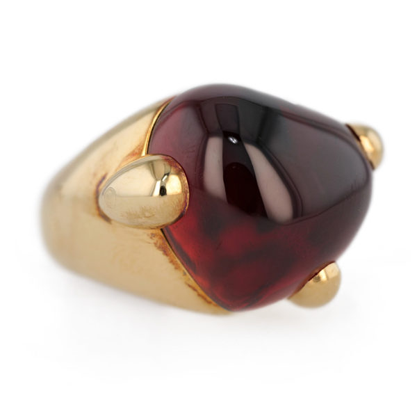 Bague coeur Pomellato en or jaune 18 carats Bague coeur Pomellato en or jaune 18 carats