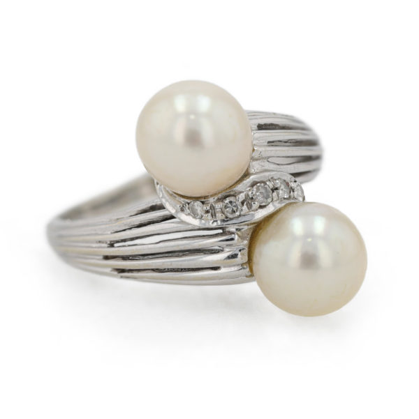 Bague Toi & Moi perles et diamants en or blanc 18 carats Bague Toi & Moi perles et diamants en or blanc 18 carats