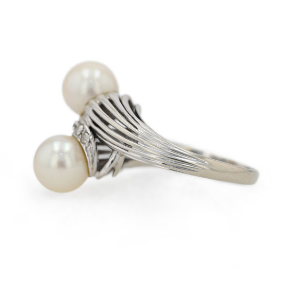 Bague Toi & Moi perles et diamants en or blanc 18 carats Bague Toi & Moi perles et diamants en or blanc 18 carats