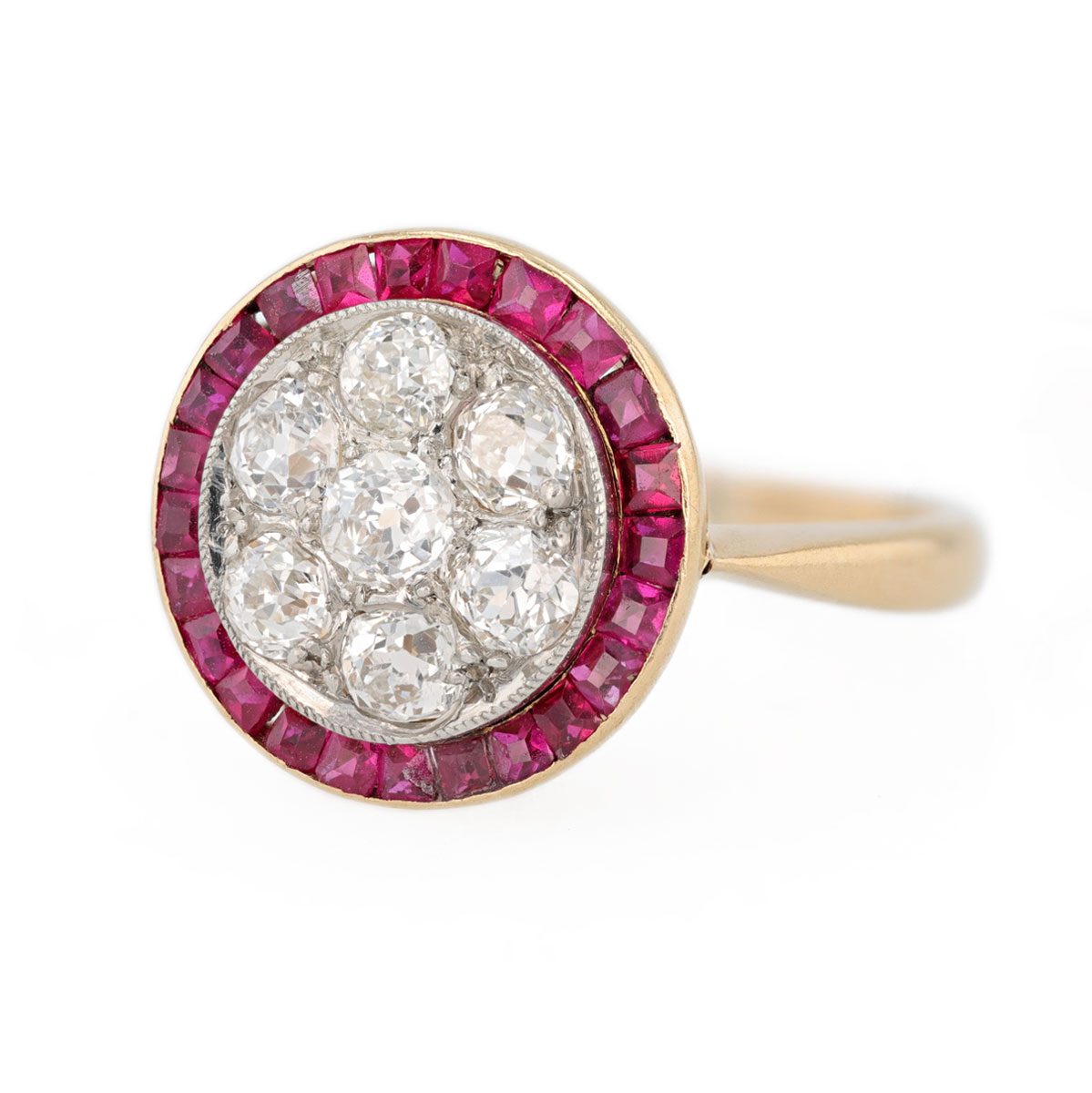 Bague pompadour rubis et diamants en or jaune 18 carats