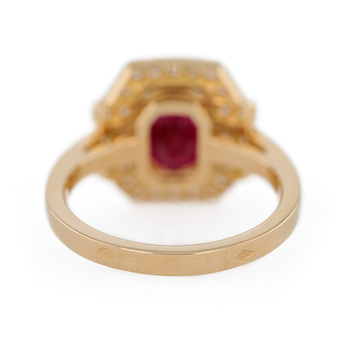 Bague rubis birman et diamants style Art déco en or jaune 18 carats